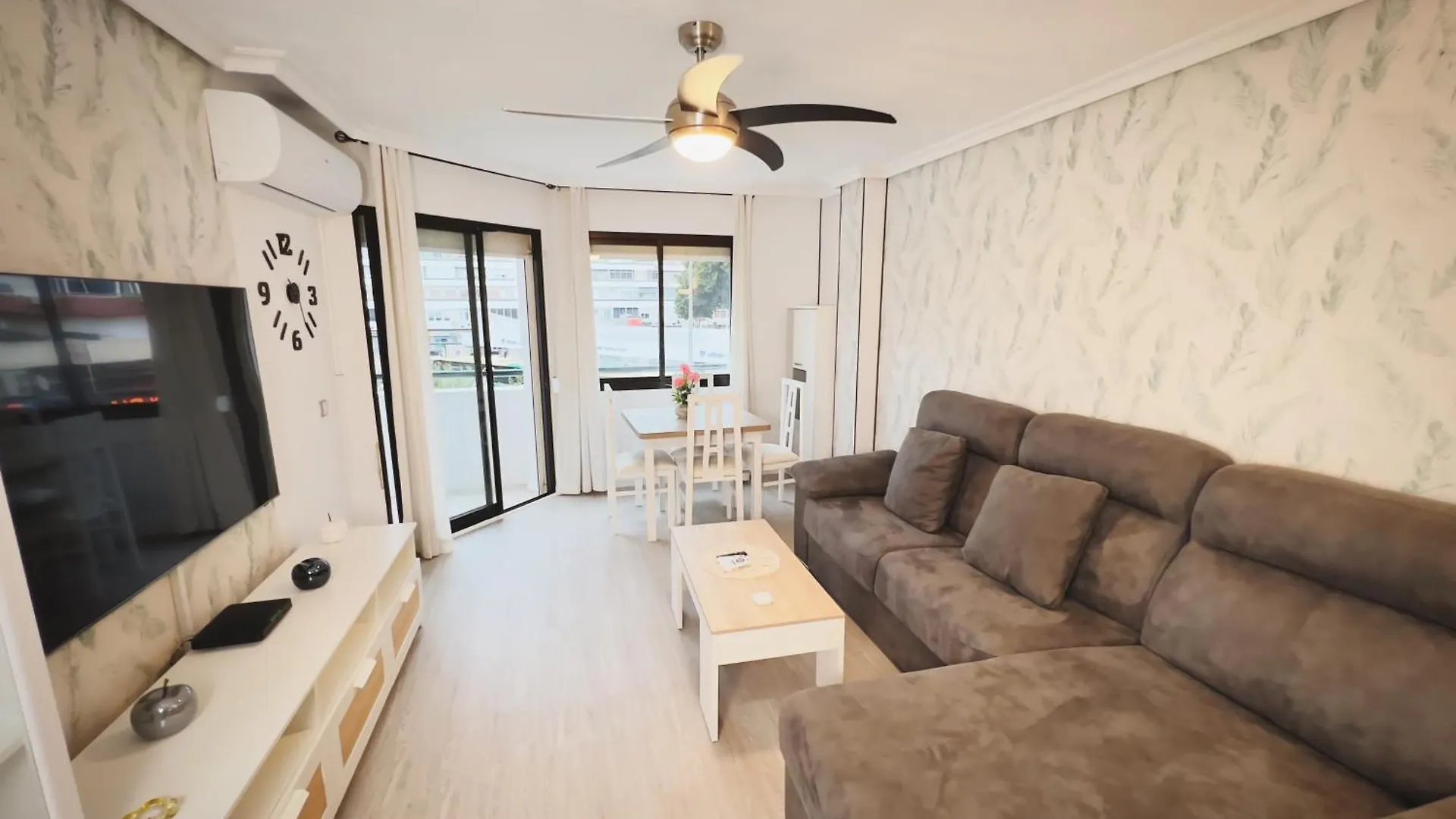 Mrv Torremolinos Centro Piscina Y Parking Apartment